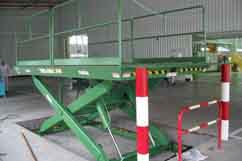 天津液壓貨梯的性能和價格對比